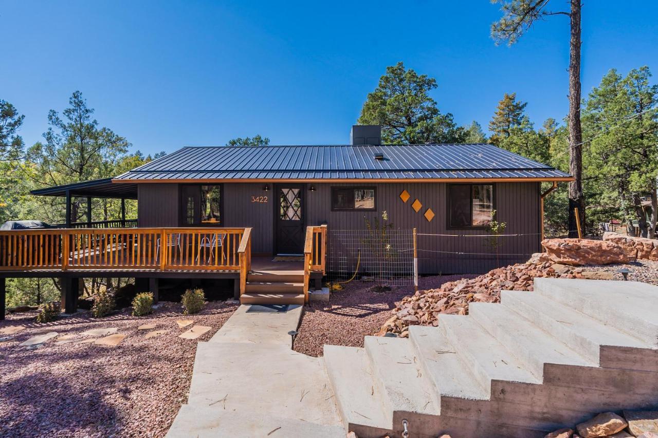 The Pine House - Cozy Mid-Century Modern, Pet-Friendly Vila Exterior foto