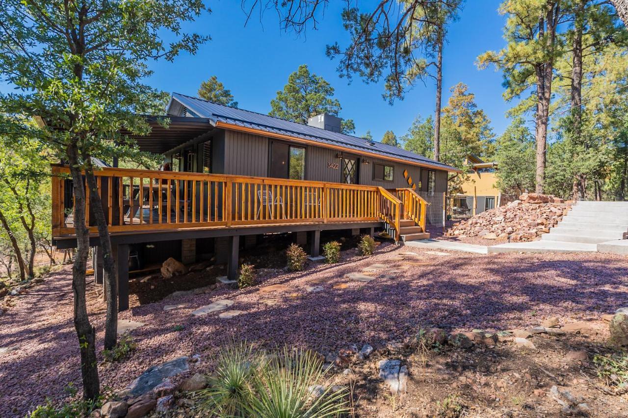 The Pine House - Cozy Mid-Century Modern, Pet-Friendly Vila Exterior foto