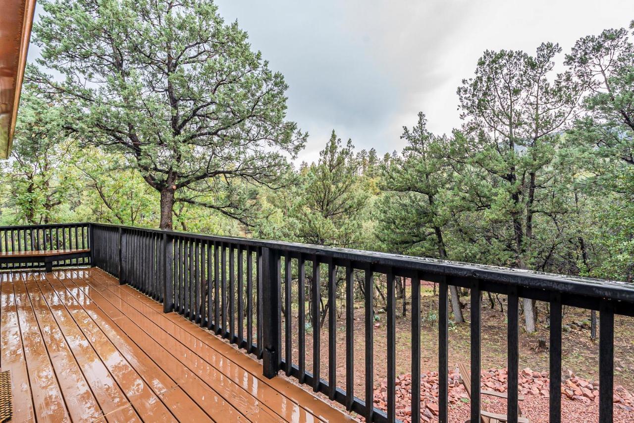 The Pine House - Cozy Mid-Century Modern, Pet-Friendly Vila Exterior foto